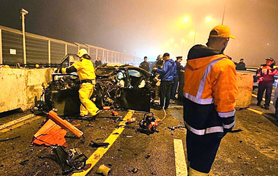 Двое детей серьёзно пострадали в ДТП на Крымском мосту