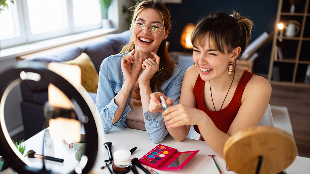 Эксперт оценил введение в России запрета на рекламу в Instagram*