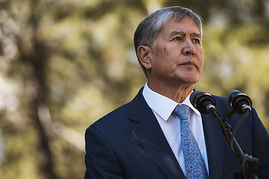Экс-президента хотят лишить неприкосновенности в Киргизии