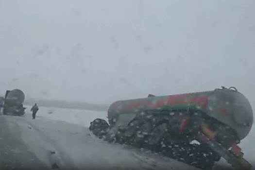 В аварии автоцистерны с газом и «Лады Калины» под Чистополем погибли 2 человека