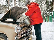 Как в СССР запускали двигатель с помощью кирпичей?