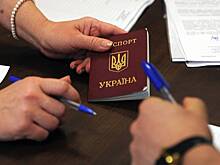 Обзор иноСМИ: идеальные мигранты-украинцы и собравшийся воевать Байден