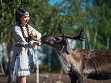 «Почта России» бортом отправила в Якутск оленей