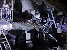 Более 50 человек погибли в Турции в результате землетрясения