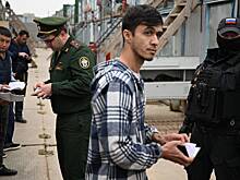 «Двоякие последствия»: к чему может привести ужесточение правил пребывания мигрантов в РФ