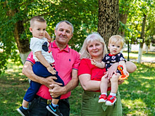 100 бабушек и дедушек стали участниками фотопроекта «Внуки — прививка от скуки»(+фото)