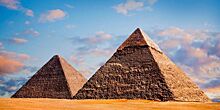 Почему на вершины пирамид в Египте подниматься запрещено