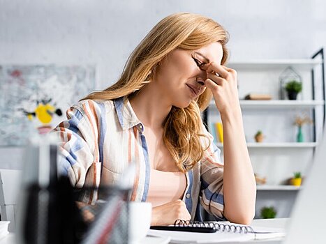 Простые упражнения для профилактики болезней офисных работников