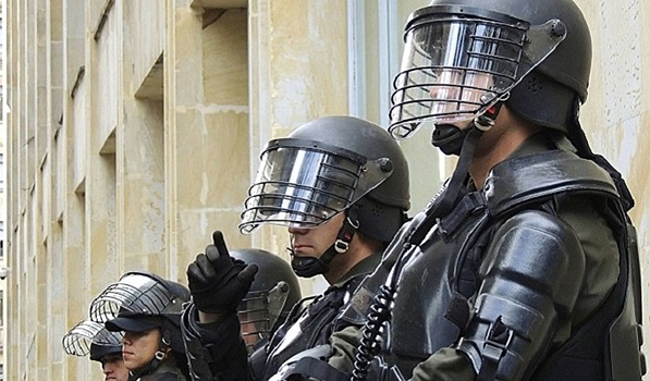 Франция: ярость, насилие и поджоги