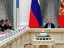 Путин потребовал повысить доступность жилья
