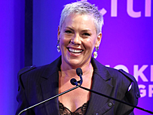 Певица P!nk резко ответила на слухи о своём разводе: «Вы хотите рассказать об этом моим детям?»