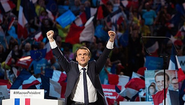 В Париже за Макрона проголосовали 90% избирателей
