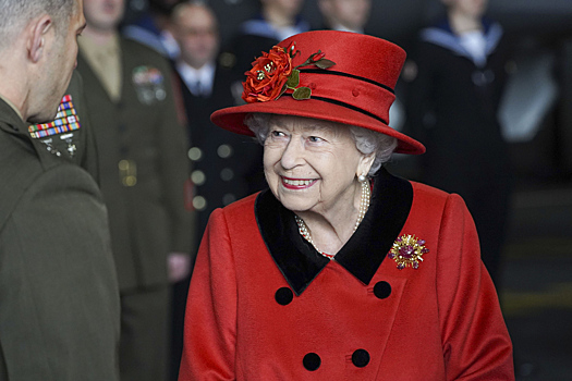 Елизавета II лишила принца Гарри права на участие в государственных делах Великобритании
