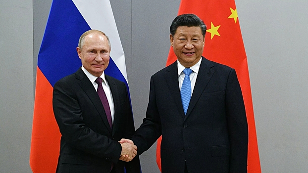 Путин провел телефонный разговор с Си Цзиньпином