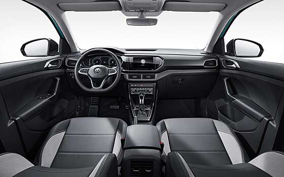 Новый кроссовер знакомой марки в хорошей комплектации доступен в РФ: цены