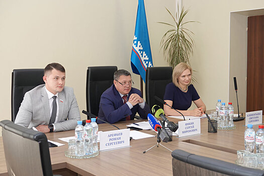 На Ямале предложили разработать стратегию молодежного парламентаризма