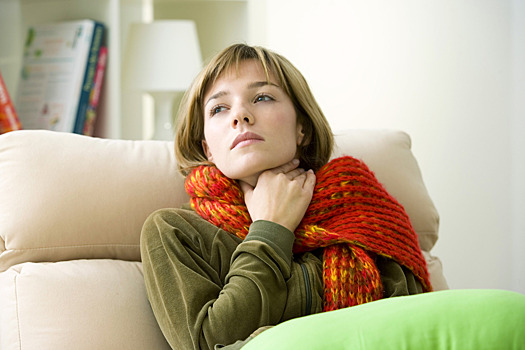 5 простых и эффективных лайфхаков при боли в горле, которые важно знать каждому