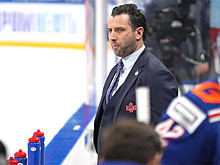 Ротенберг приближается к цели. Между клюшками