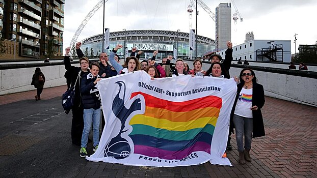 Фанат «Тоттенхэма» за гомофобные оскорбления в адрес болельщиков «Челси» заплатит 419 фунтов