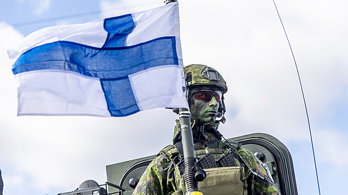 Финляндия стягивает дополнительные войска к границе с Россией