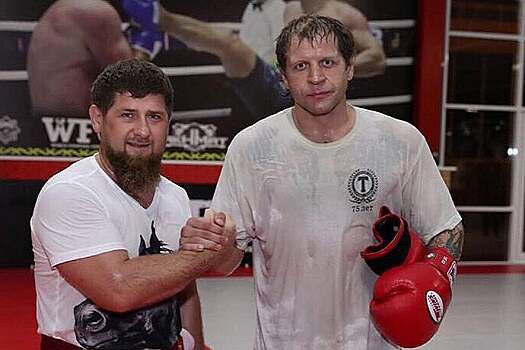 А. Емельяненко объявил, что идёт боксировать с Кадыровым. Видео