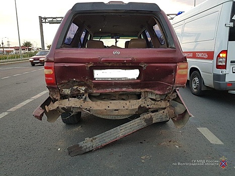 Двухлетняя малышка пострадала в ДТП в Волгограде. И еще трое несовершеннолетних