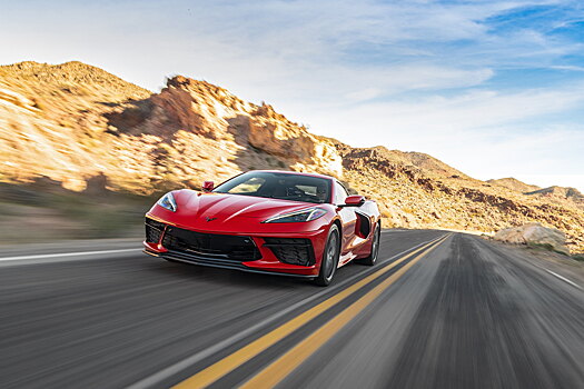 Новый Chevrolet Corvette может разгоняться до 132 км/ч. С открытым багажником