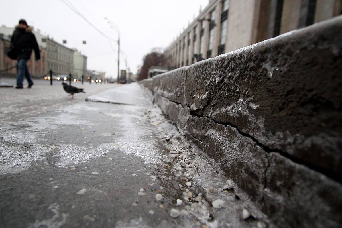 Россиянка отсудила у коммунальщиков более 700 тысяч рублей за падение на льду