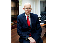 Главным внештатным специалистом Минздрава по акушерству стал Владимир Климов