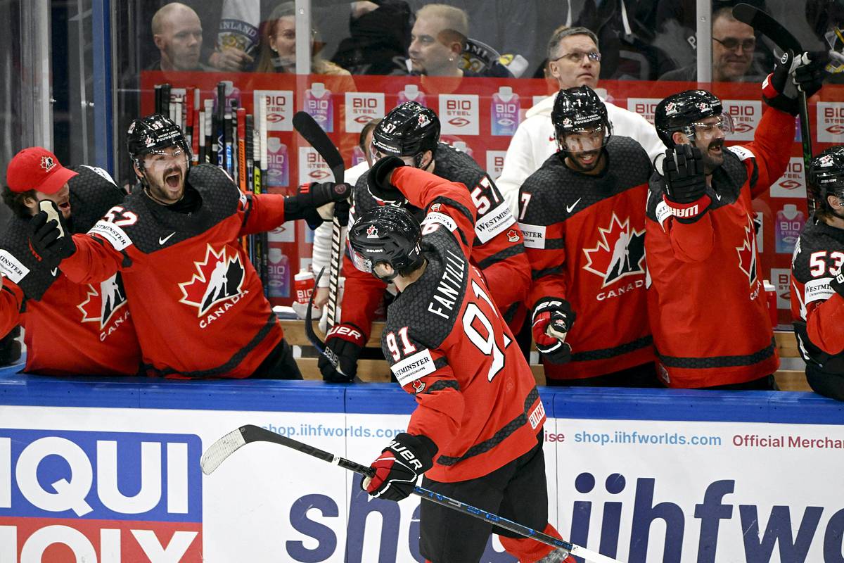 Сборная Канады по хоккею установила рекорд чемпионатов мира