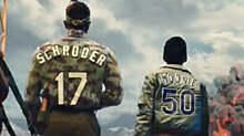 Деннис Шредер и Муки Беттс снялись в новой рекламе видеоигры Call of Duty