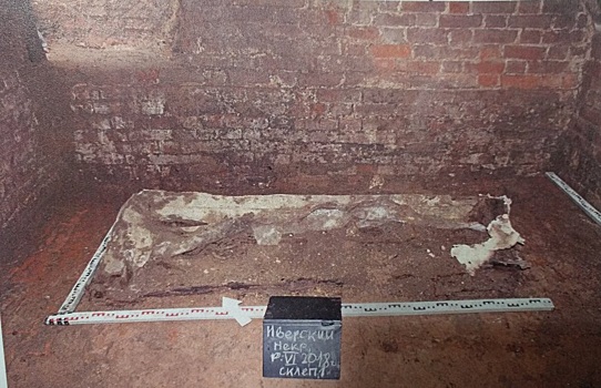 «Останки Петра Алабина пропали»: археологи отчитались о раскопках в склепе головы Самары