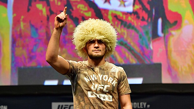 Стала известна стоимость роскошного образа бойца ММА Нурмагомедова