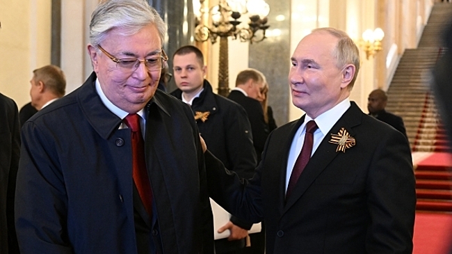 Россия и Казахстан подписали 14 документов по итогам визита Токаева в Москву