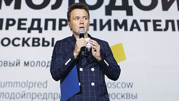 Комик Илья Соболев станет соведущим Павла Воли в его новом шоу на ТНТ