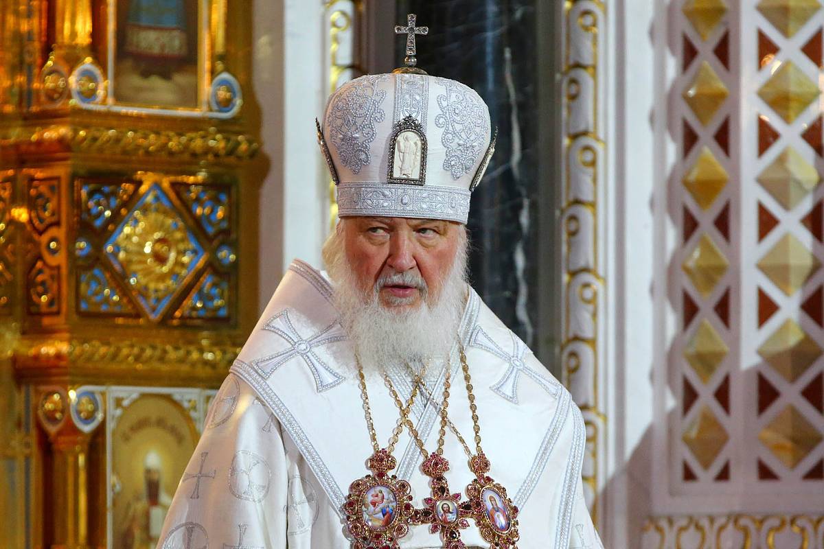Патриарх Кирилл высказался об ответственных за падение моста на поезд силах