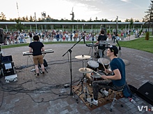 «Почти как в Испании»: в Мемориальном парке Волгограда прошел рок-концерт