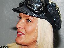 Вайкуле раскритиковали после поздравления с Рождеством на русском языке