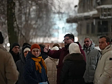 Мэр Станислав Трофимов обсудил с жильцами дома на проспекте Мира ход ликвидации последствий падения БПЛА