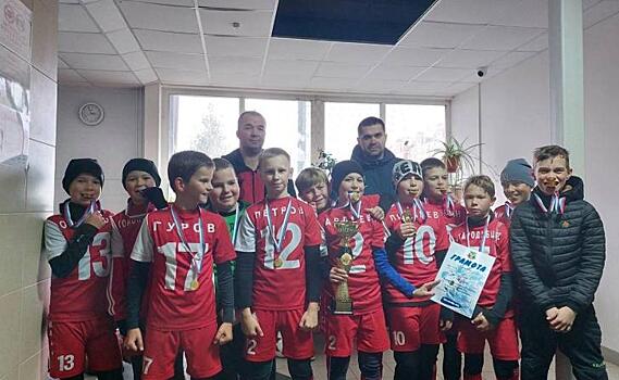 Футбольная команда спортивной школы № 4 выиграла золотые медали на турнире в Орле