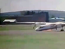 Жесткую посадку Ан-24 «со снопом искр» в Иркутской области сняли на видео