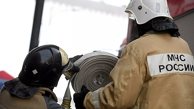 Крупный пожар на складе произошёл в Новосибирске