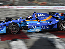 Канадец Хинчклифф выиграл гонку второго этапа серии Indycar, Алешин - 11-й