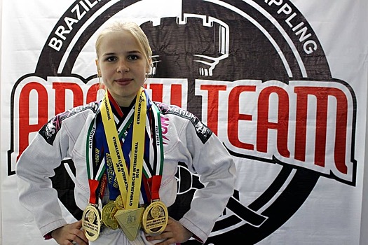 Чемпионка мира по грепплингу живет в Балакове