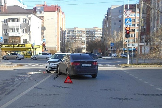 14-летний тюменец угнал родительское авто и устроил аварию