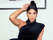 Ким Кардашьян порадовала свою 85-летнюю бабушку любимыми пончиками