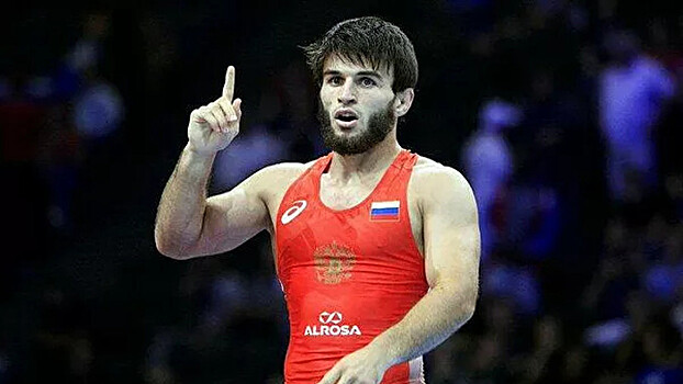 Россиянин завоевал золото ЧМ по вольной борьбе