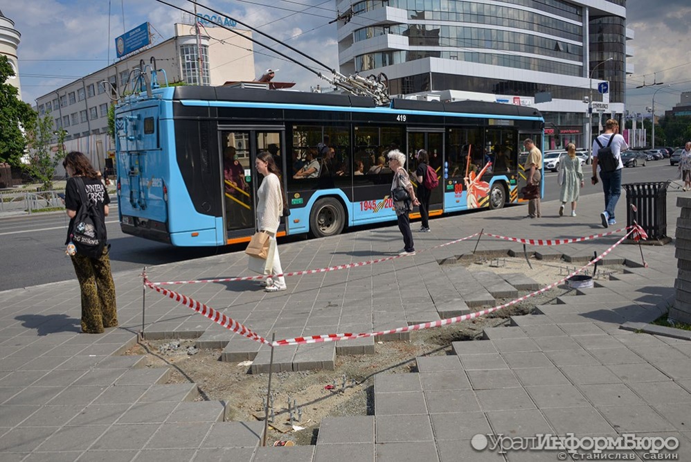 В Екатеринбурге разработают новый дизайн остановок за один миллион рублей