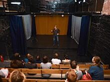 Логово Гришковца. Взгляд из закулисья неформального театра