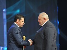 Дмитрий Миронов поздравил сотрудников и ветеранов «Техуглерода» с юбилеем предприятия